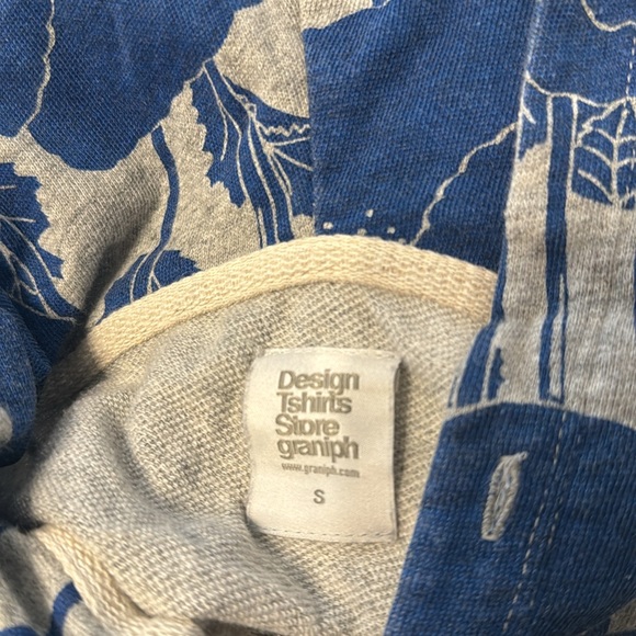 Women’s graphic print hoodie size small - Picture 8 of 8